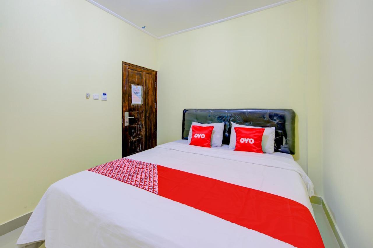 Oyo 3791 Hotel Kja Тегал Экстерьер фото